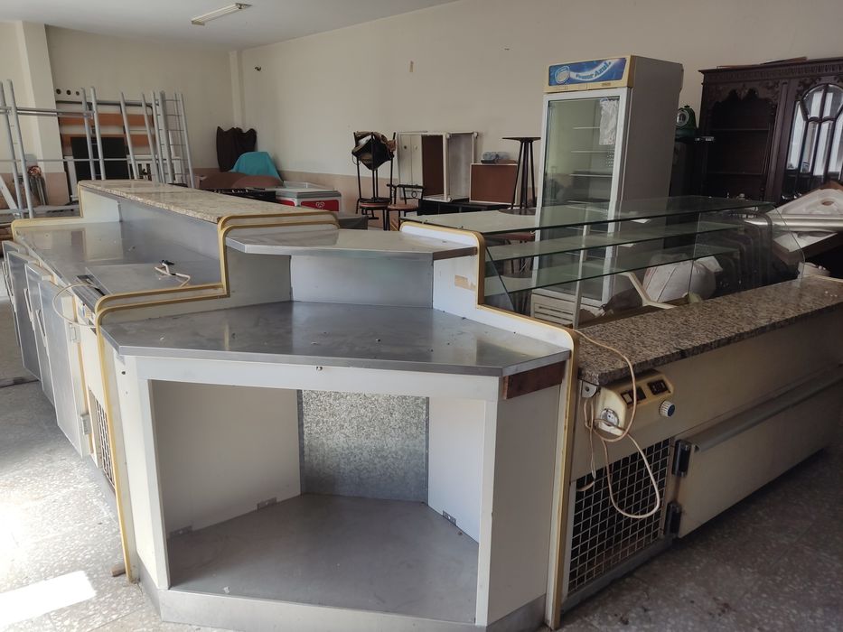 Balcão de frio para café