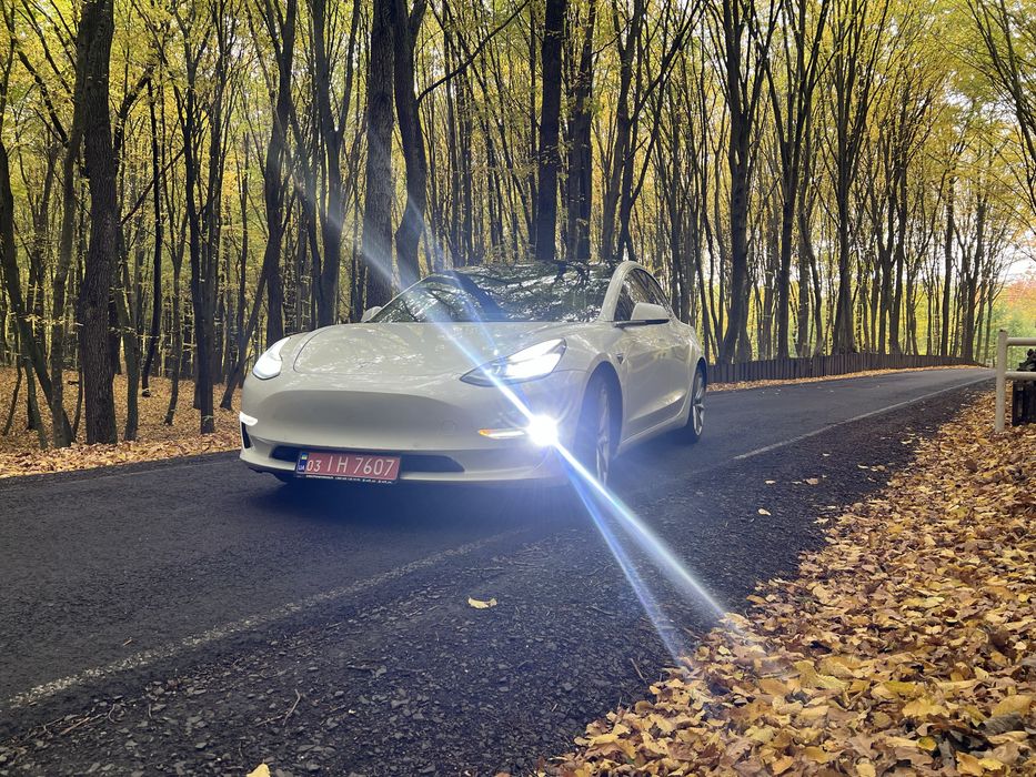 Tesla Model 3 2018