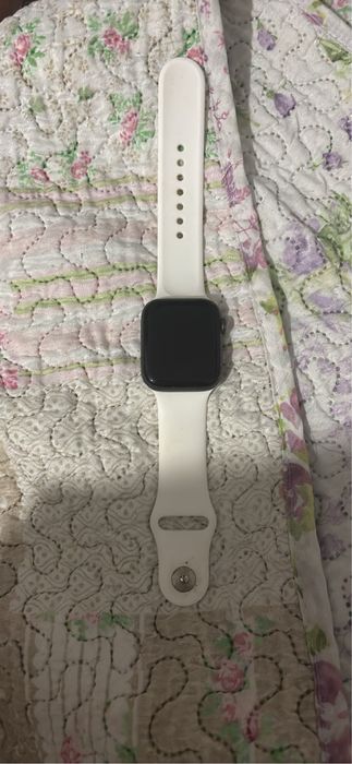 apple watch serie 4 - 44mm GPS