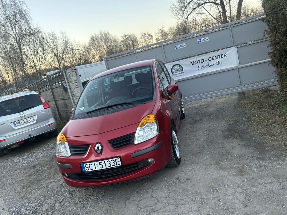 Renault modus 1.2  2005 rok.