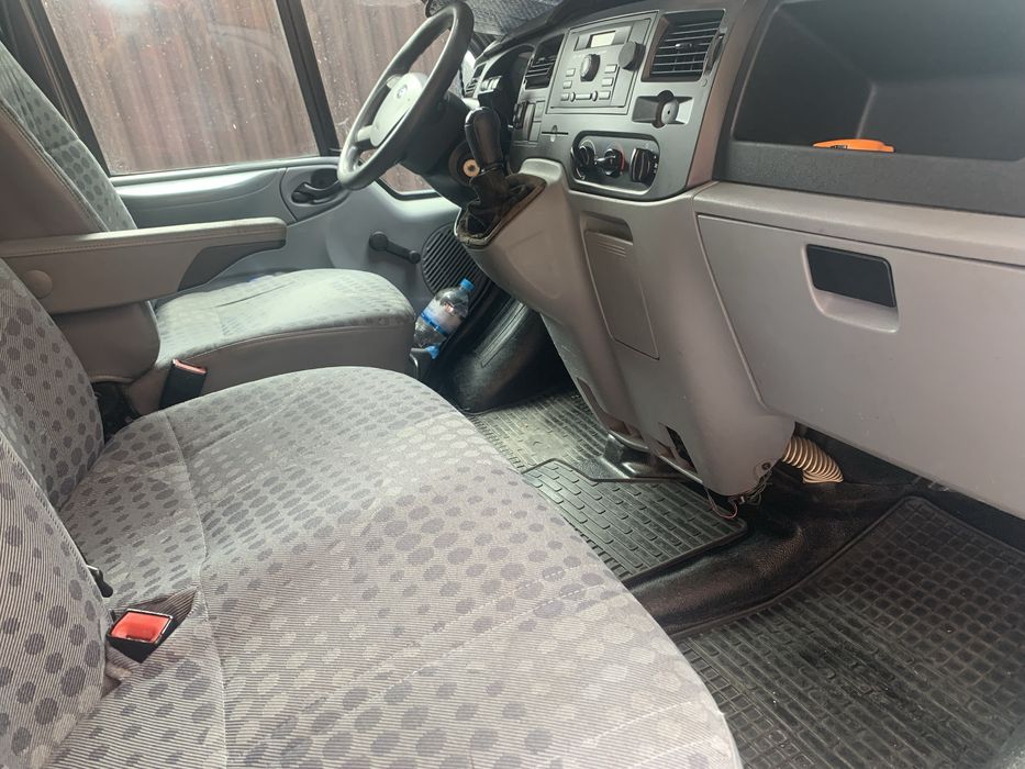 Микроавтобус  Ford Transit