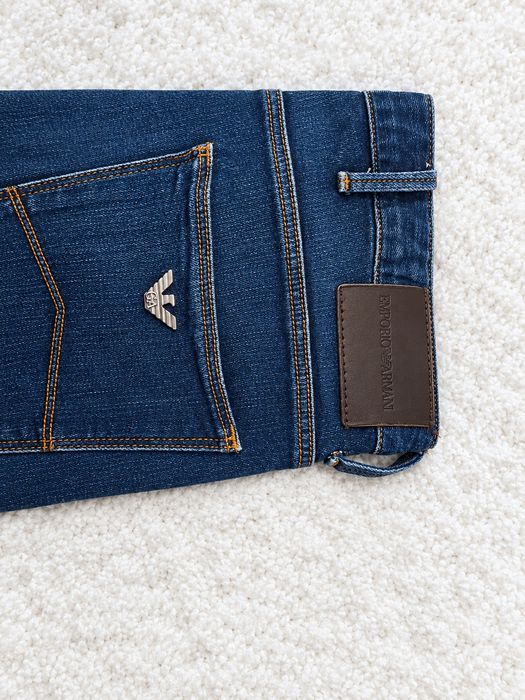 джинси emporio armani