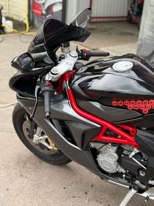 Мотоцикл MV Agusta F3 2012 рік