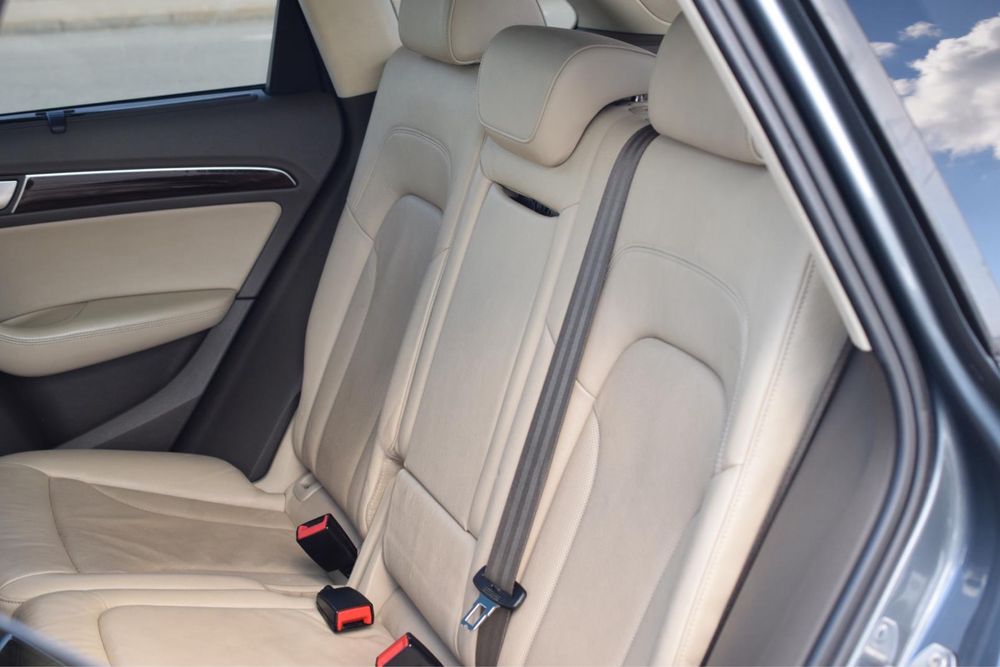 Продам Аudi Q5 3.0 TFSI Quattro S-Line Prestige