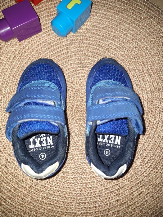Buciki, adidaski dla chłopca 20