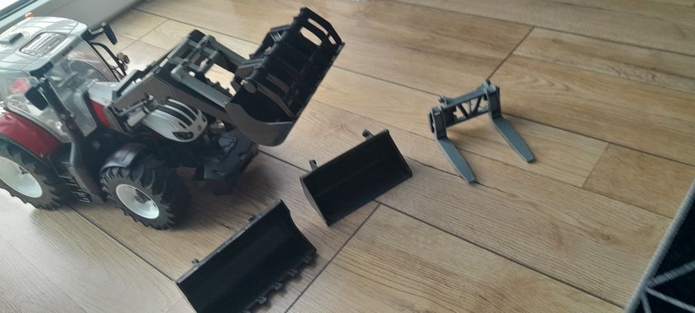 Traktorek bruder steyr