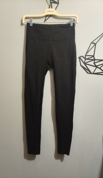 Czarne legginsy Calzedonia M