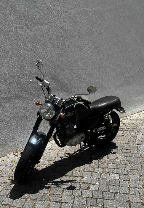 Mash Black Seven 125cc — 2020 — 14.000 km