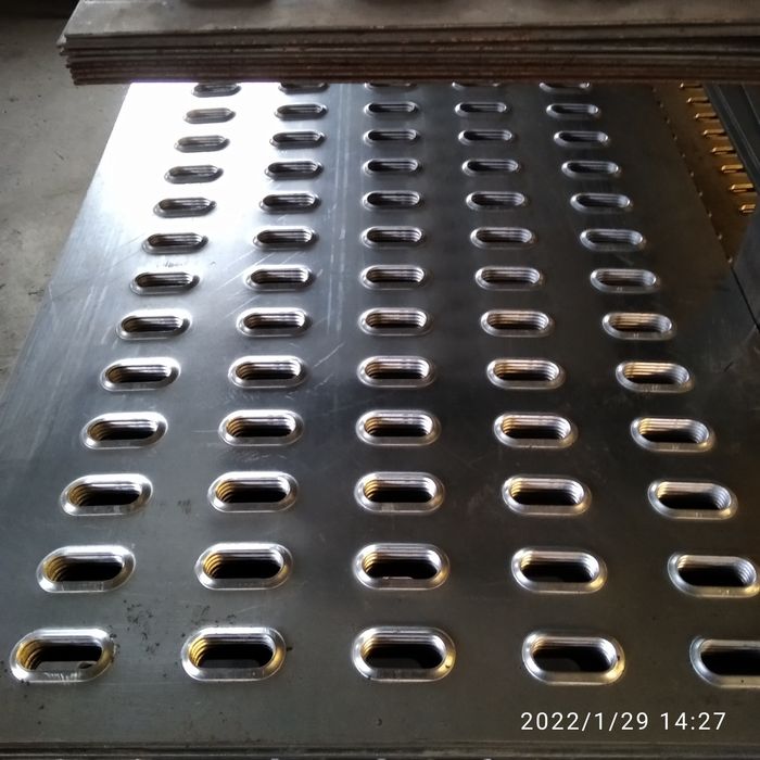 BLACHA LOHR stalowa ocynk 750mm PRODUCENY Najazdy podjazdy