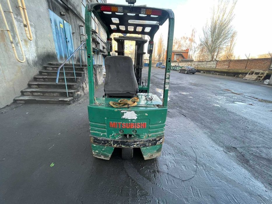 Навантажувач Mitsubishi