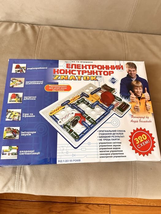 Електронний конструктор Znatok