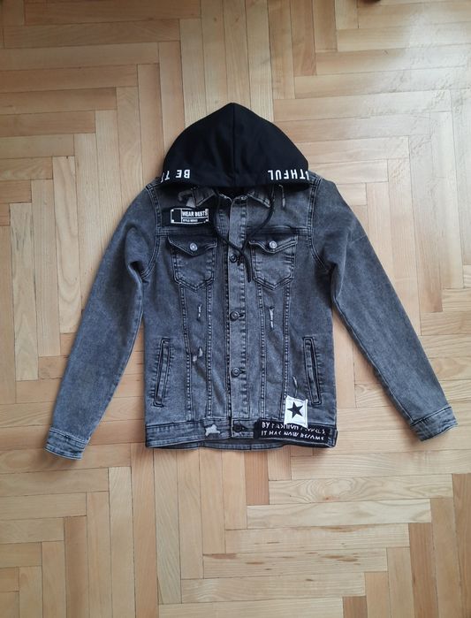 Продам НОВУ стильну джинсову куртку