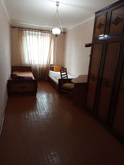 Сдается 3к по Космонавтов 30 на 2 этаже