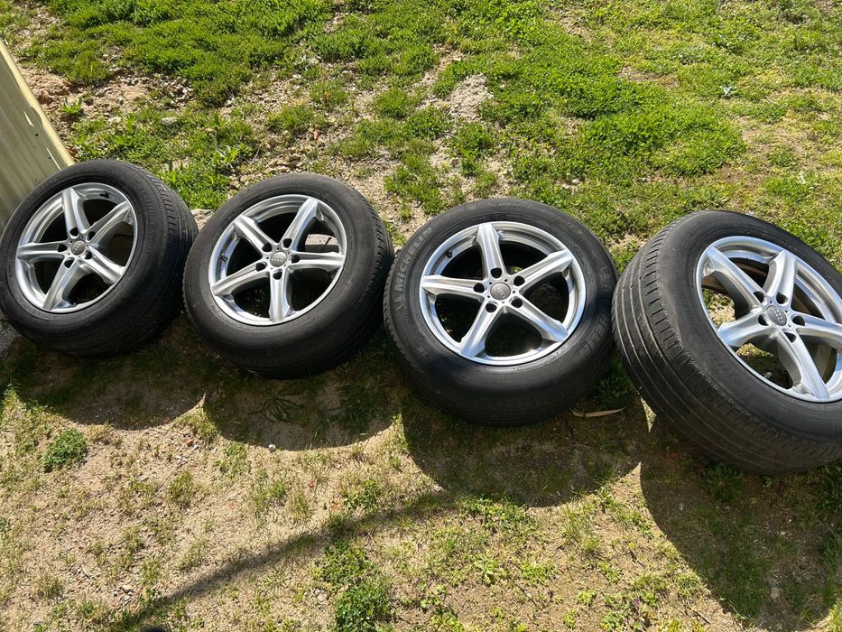 4 pneus a Venda Audi