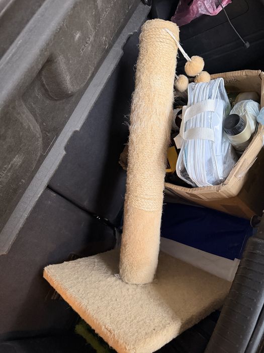 Кігтеточка бежевий колір