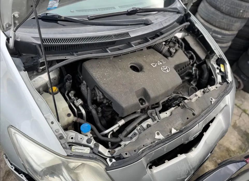BLOK silnika kod 1AD Toyota Auris 2007r poj. 2.0 D4D  - na części