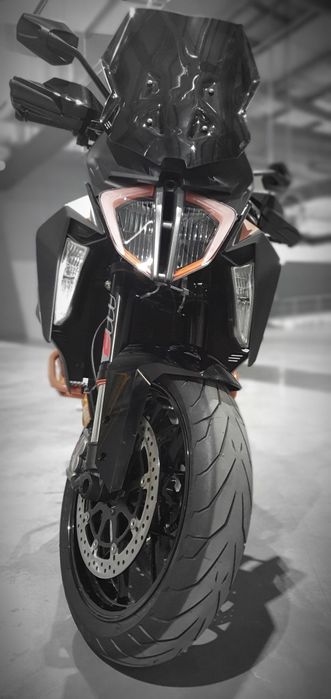 KTM 1290 Super  Duke GT Full Extras.