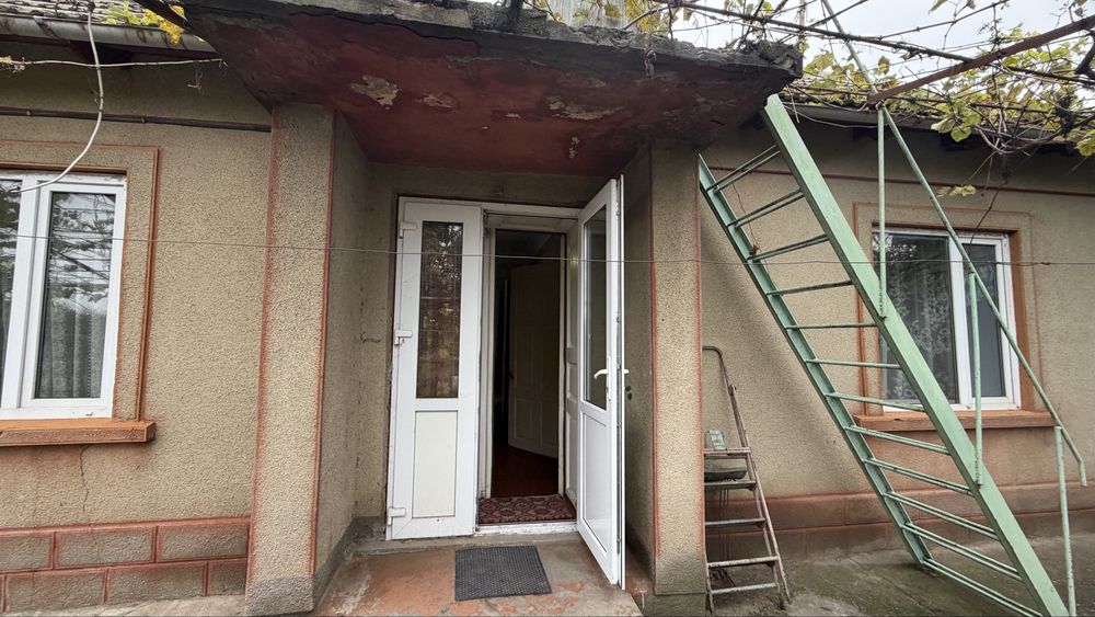 Дом в Шабо на центральной