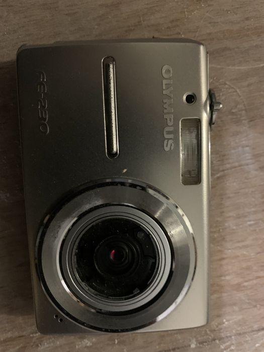 Продам фотоапарат олімпус!