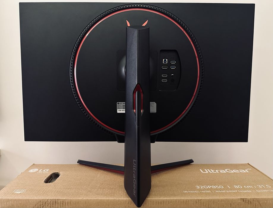 LG UltraGear 32 GP850 2K 180Hz | Monitor Gamingowy