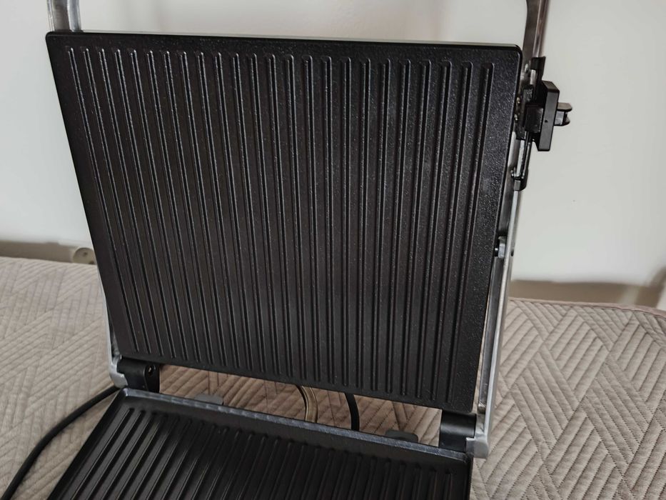 Duży XXL 2w1 Opiekacz do kanapek panini i grill kontaktowy 2000W (XXL)