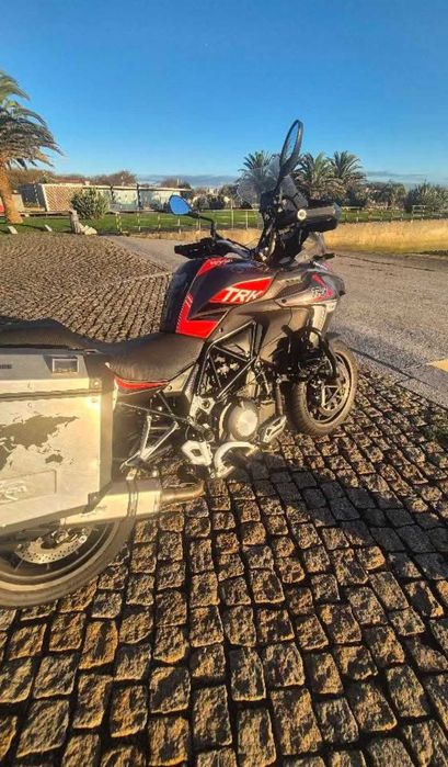 Mota trk500 bom estado