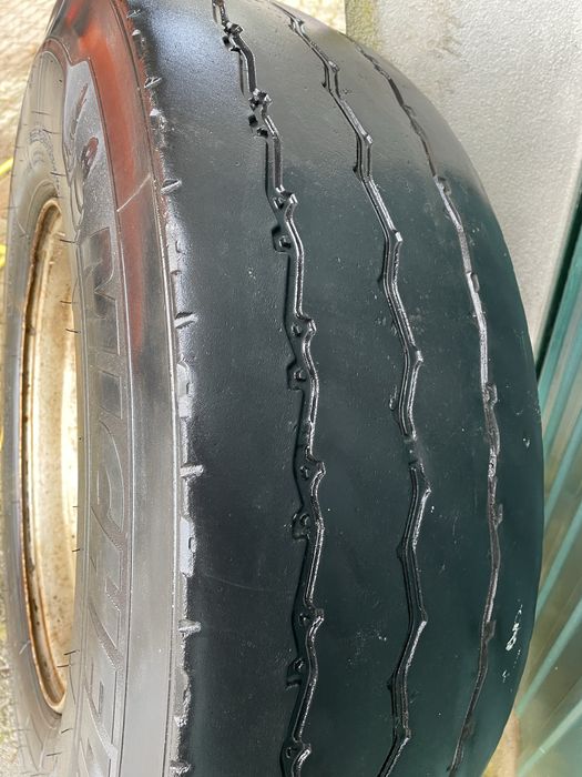 Roda completa 315/80/22.5