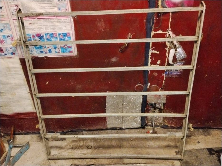 Універсальний багажник на авто та буса