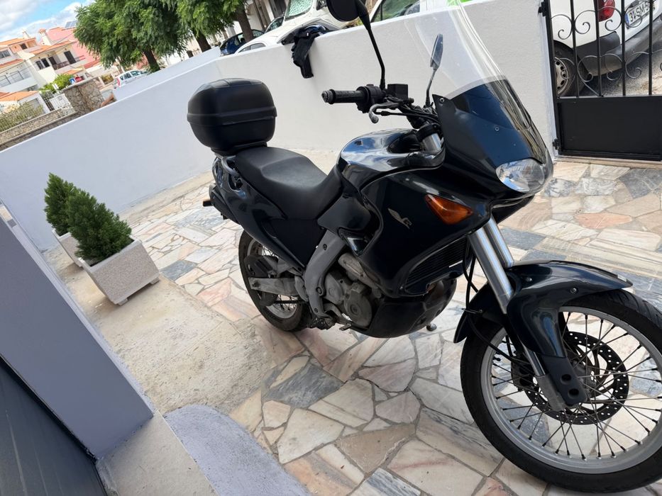 Aprilia Pegaso 1999