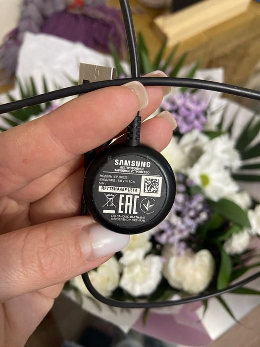 Розумний годинник Samsung Galaxy Watch 4 в бездоганному стані