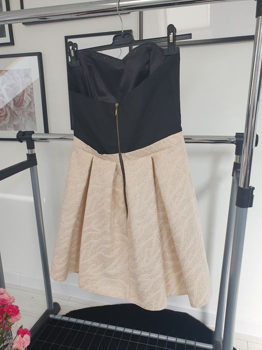 Sukienka bez ramiączek