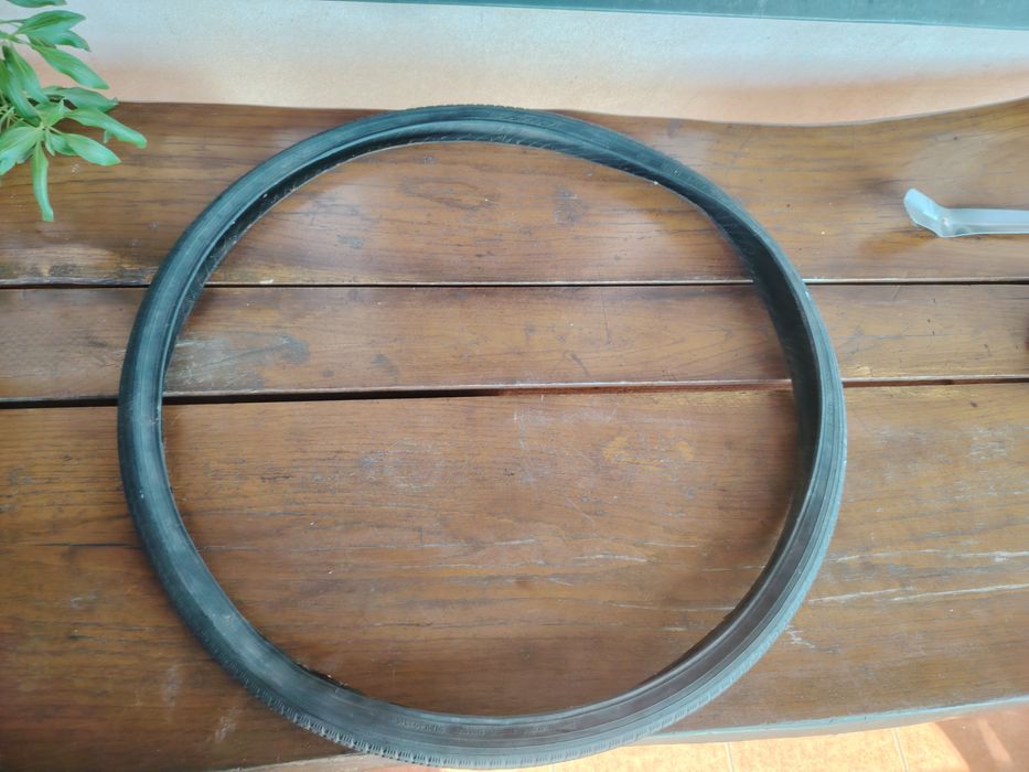 Opony Stomil 28 cali