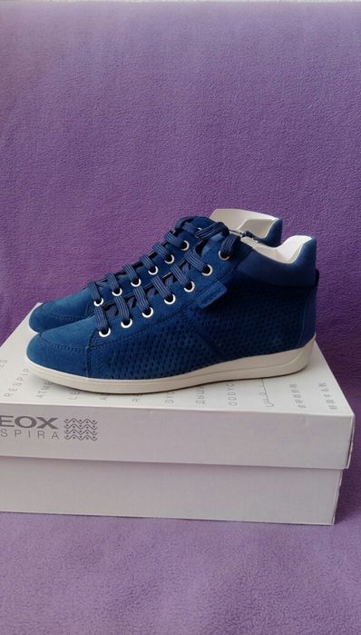 Новые женские кроссовки-сникерсы Geox