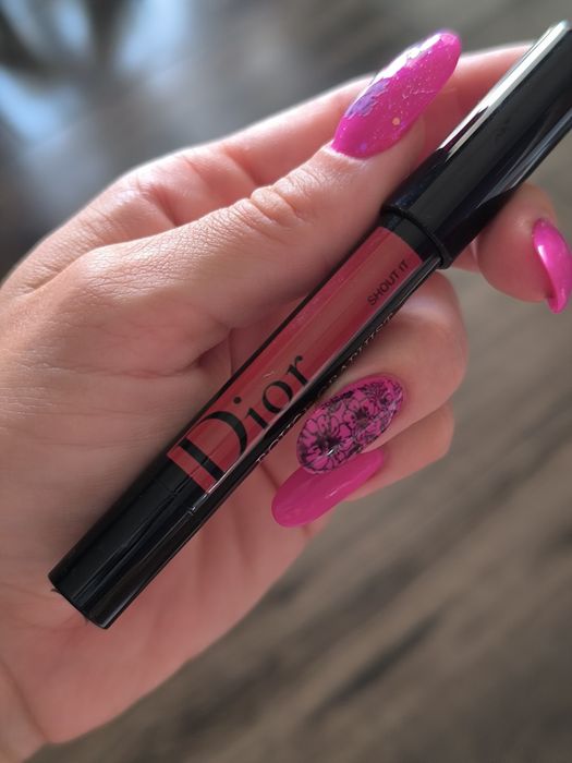 Dior rouge graphist 999