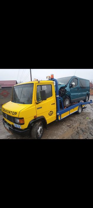Мерседес Рекс 609 . Эвакуатор 8500 $.