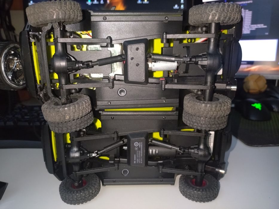 rc модель Suzuki jimny