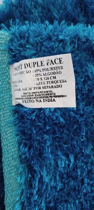 Tapete novo, nunca usado.
