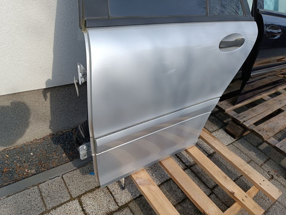 Mercedes C-klasa W203 S203 lift kombi - Drzwi tył tylne lewe kpl 775