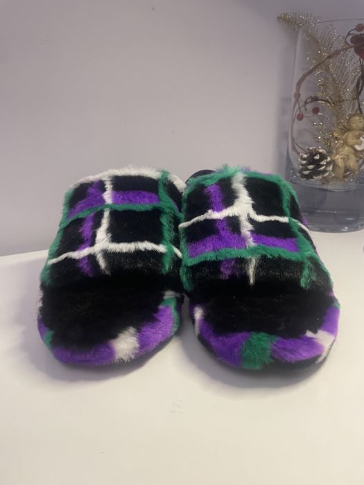 Ugg уггі трендові сандалі тапочки ориг уги 39 р
