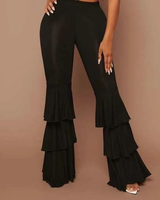 Calças Pretas Flare Boca de Sino Sexy Shein
Pantalon évasé noir à cloc