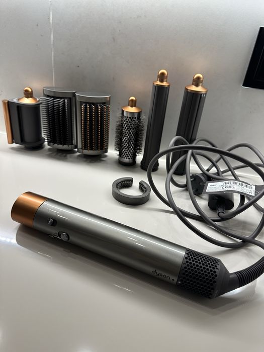 Dyson Airwrap - níquel