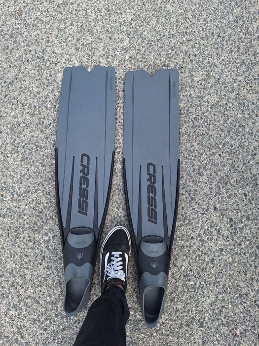 Caça submarina fato etc etc