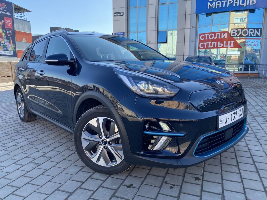 Оренда авто електромобіль