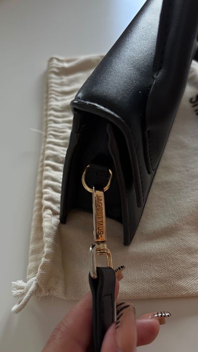 mala tira colo jacquemus