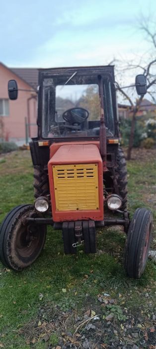 Продам трактор т25