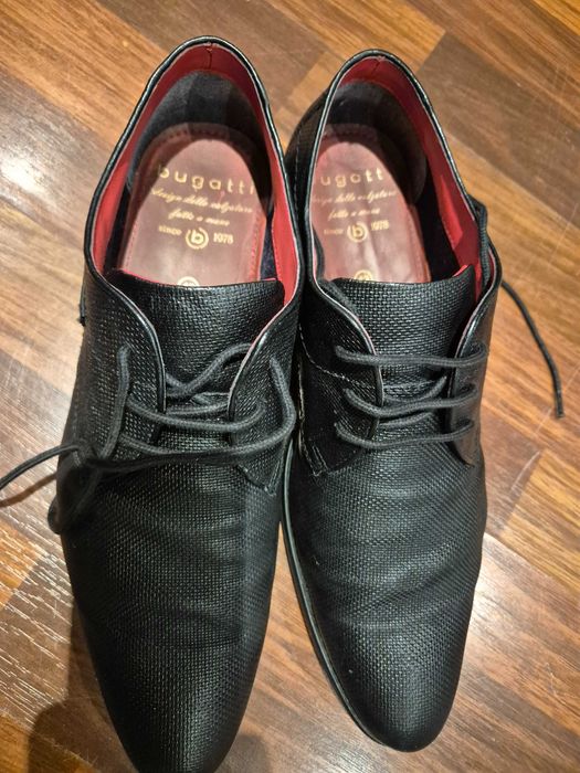 Eleganckie buty Bugatti