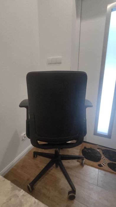 Krzesło biurowe ergonomiczne