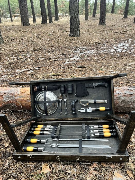 Подарочный набор шампуров в деревянном кейсе