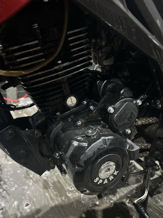 Spark r27 200cc.