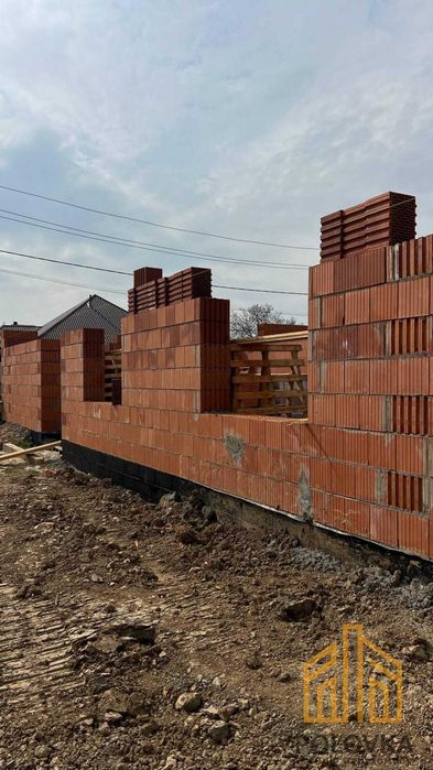 Продаж дуплексу з газом, Сторожниця